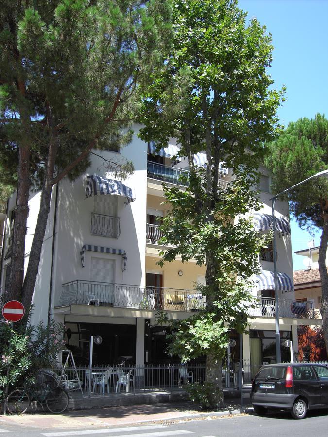 Residence Monaco Appartamenti Rimini Exterior photo